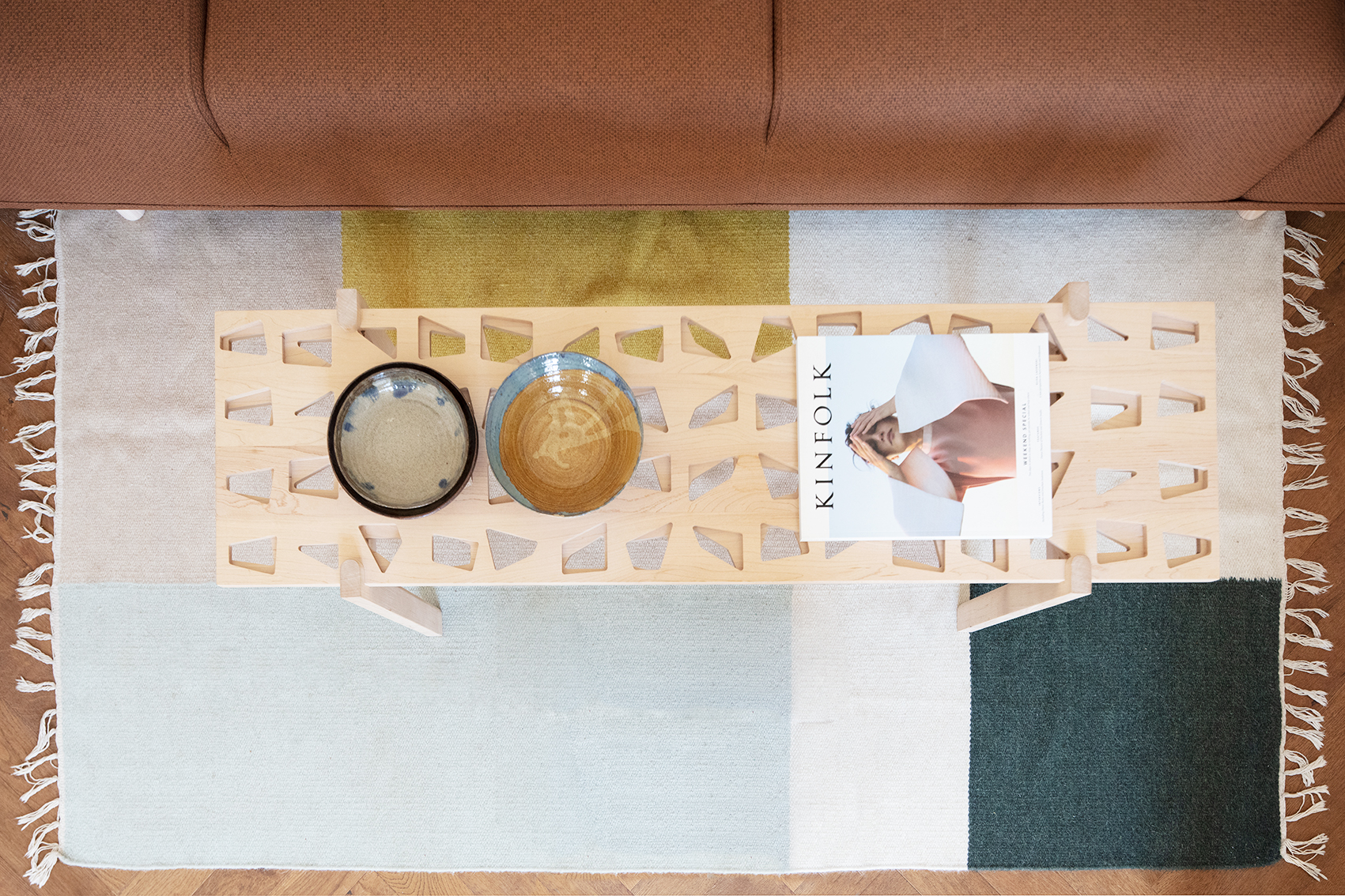 שולחן קפה Cutout coffee table